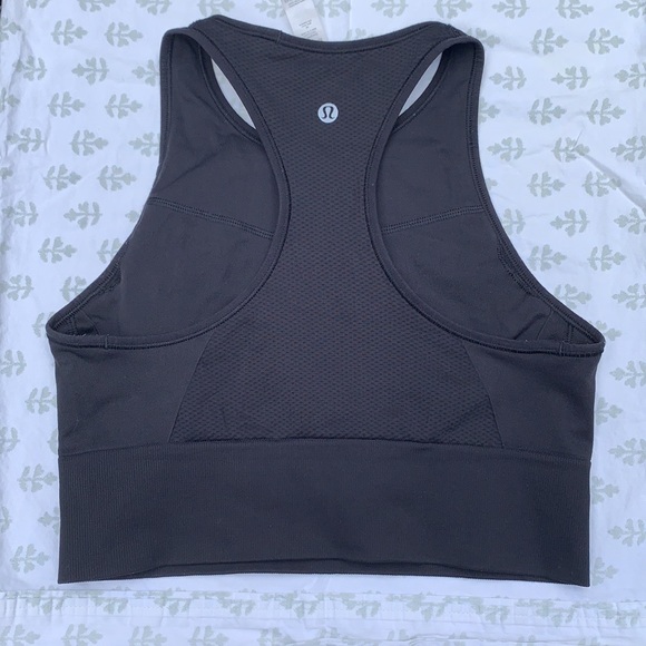 Lululemon Black Size 8 Sports Bra - Picture 3 of 3